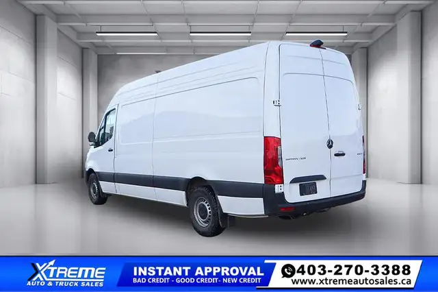 2025 Mercedes-Benz Sprinter Cargo Van 2500 High Roof I4 HO 170 N - Photo 7
