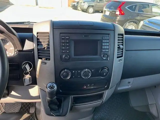 2017 Mercedes-Benz Sprinter 2500 V6 144' - Photo 6