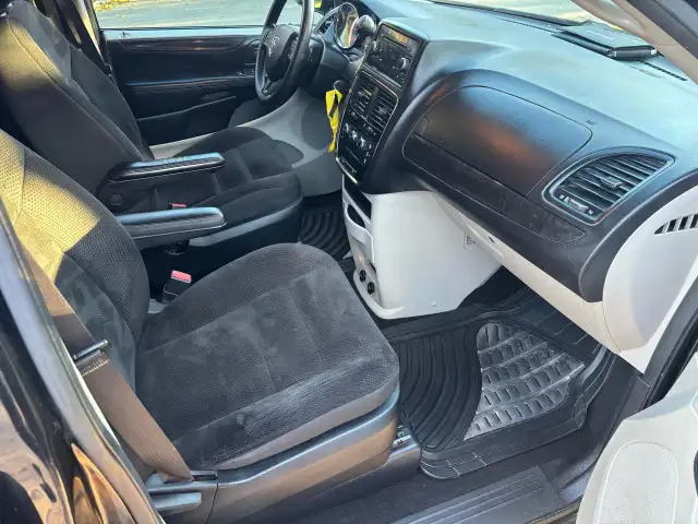 2018 Dodge Grand Caravan CANADA VALUE PACKAGE - Photo 3