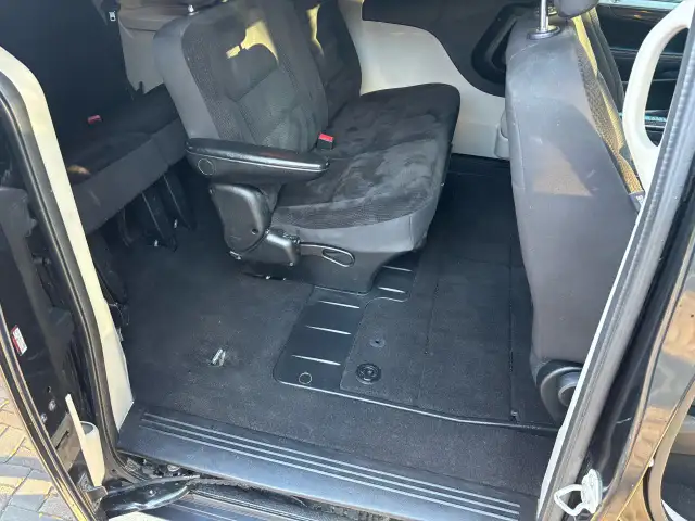 2018 Dodge Grand Caravan CANADA VALUE PACKAGE - Photo 11