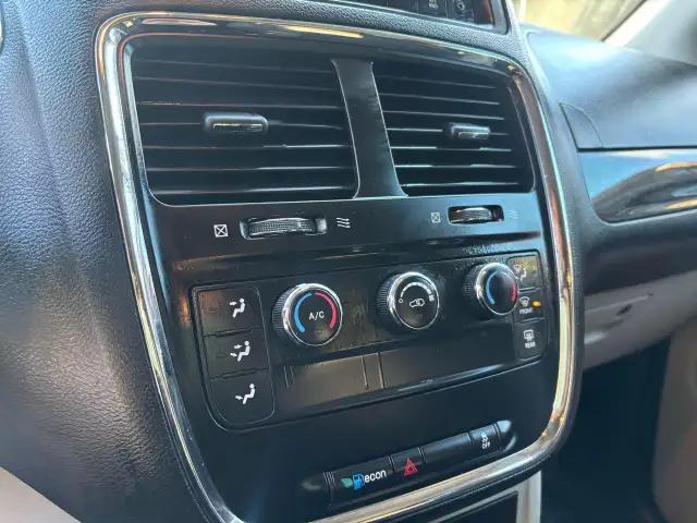 2018 Dodge Grand Caravan CANADA VALUE PACKAGE - Photo 16
