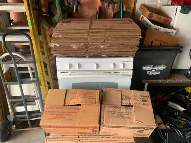Medium Size Moving Boxes $1.50 NOT $2.00