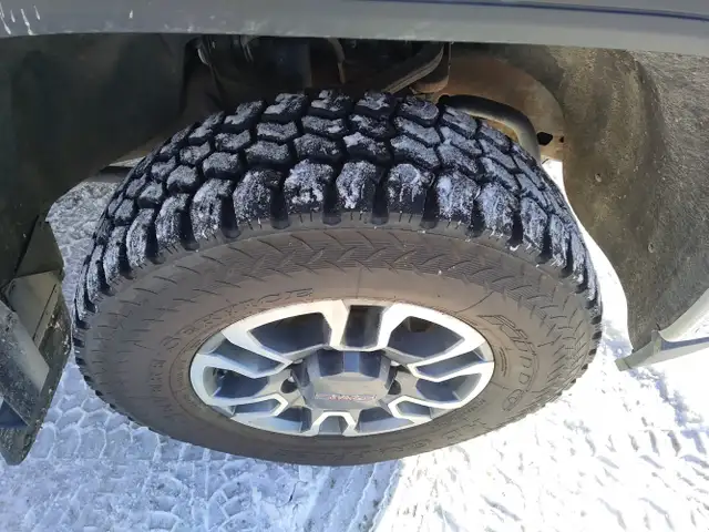 2022 GMC Sierra 3500HD - Photo 12