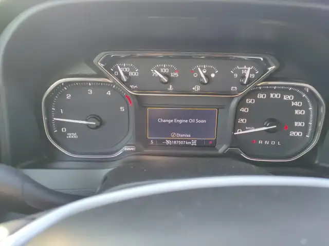 2022 GMC Sierra 3500HD - Photo 19