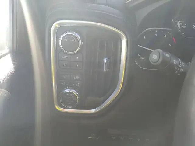 2022 GMC Sierra 3500HD - Photo 21