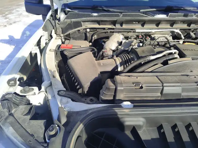 2022 GMC Sierra 3500HD - Photo 31