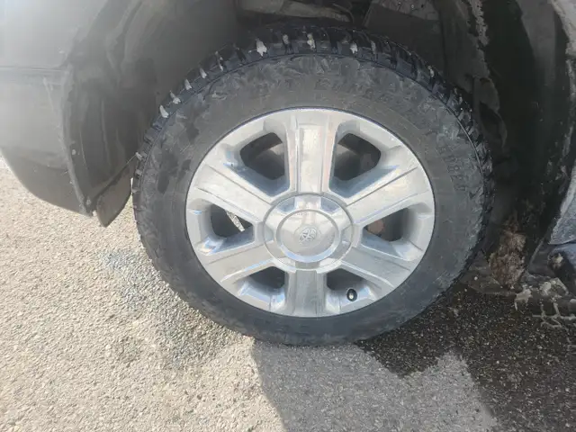 2012 Toyota Tundra - Photo 9