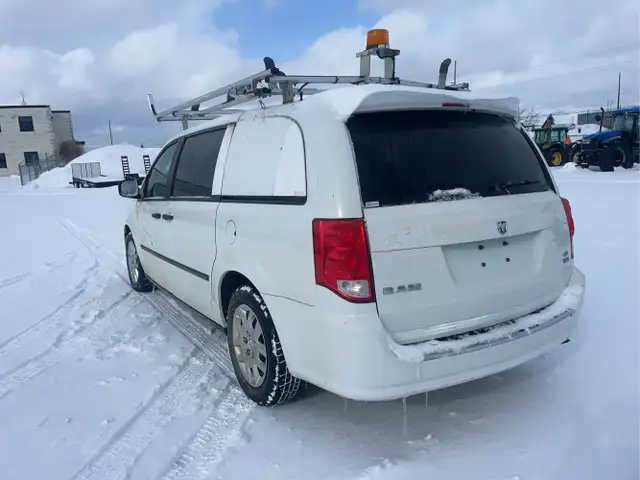 2015 Ram C/V - Photo 3