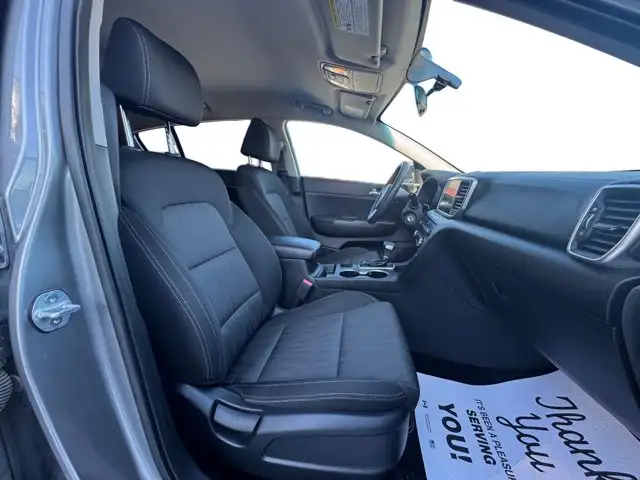 2021 Kia Sportage LX - Photo 15