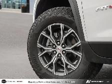 2026 GMC Acadia AT4 - Photo 8