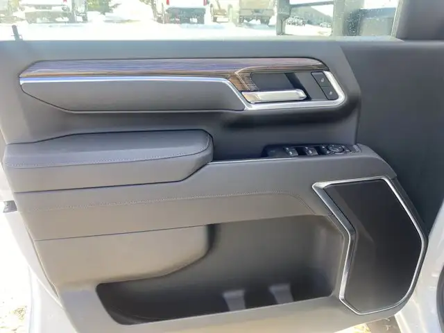 2026 Chevrolet Silverado 3500HD - Photo 7