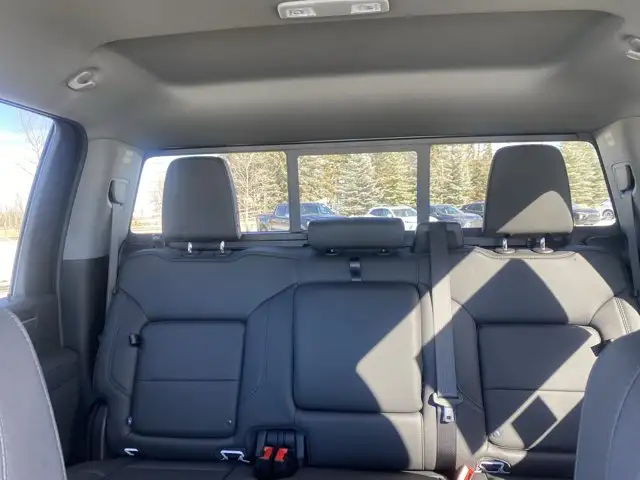 2026 Chevrolet Silverado 3500HD - Photo 10