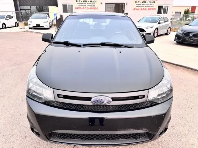 2010 Ford Focus SES : Cruis Control - Photo 2