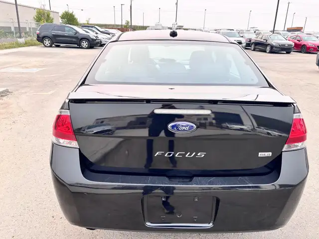 2010 Ford Focus SES : Cruis Control - Photo 5