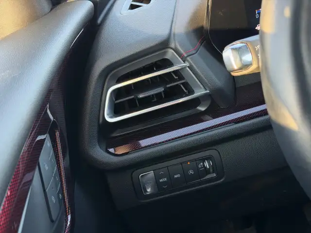 2024 Chevrolet Traverse - Photo 10