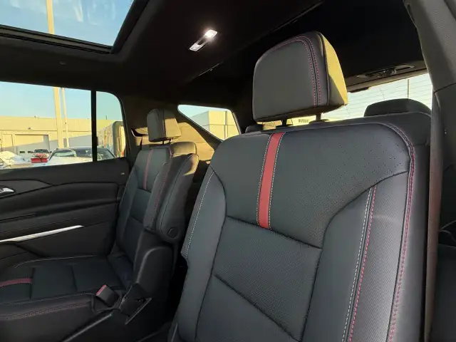 2024 Chevrolet Traverse - Photo 17