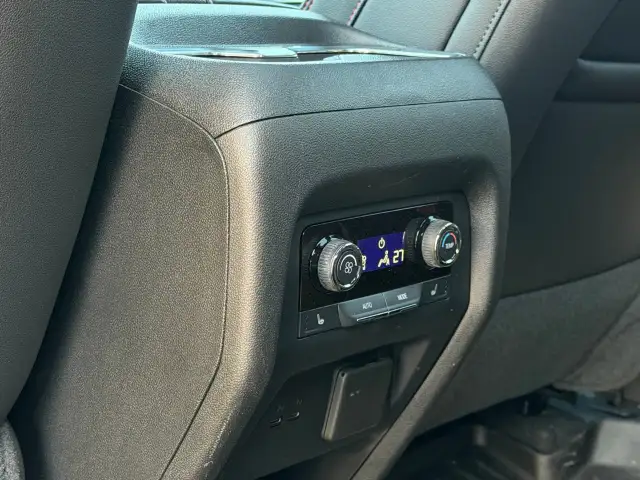 2024 Chevrolet Traverse - Photo 18
