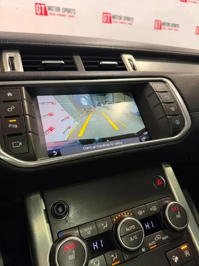 2017 Land Rover Evoque SE - Photo 11