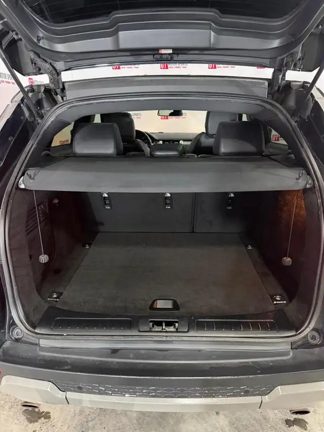 2017 Land Rover Evoque SE - Photo 16