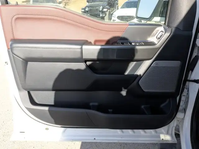 2022 Ford F-150 LARIAT - Sport PKG - 502A Pkg - - Photo 12