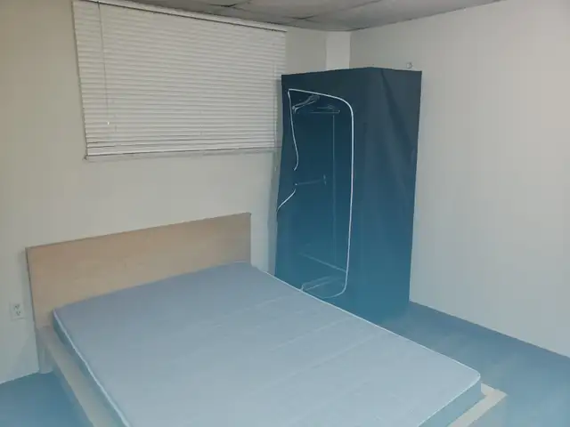 2 Bedroom Basement Apartment – $1,600 All Inclusive – - Photo 4