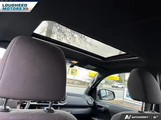 2016 Toyota Tacoma SR5 Super - Photo 18