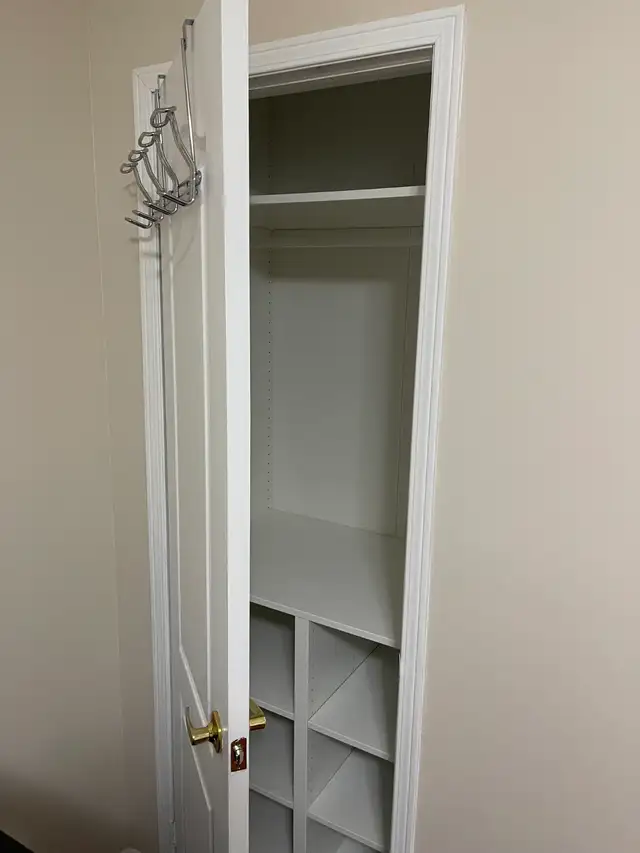 Furnished Room Mississauga - Photo 6