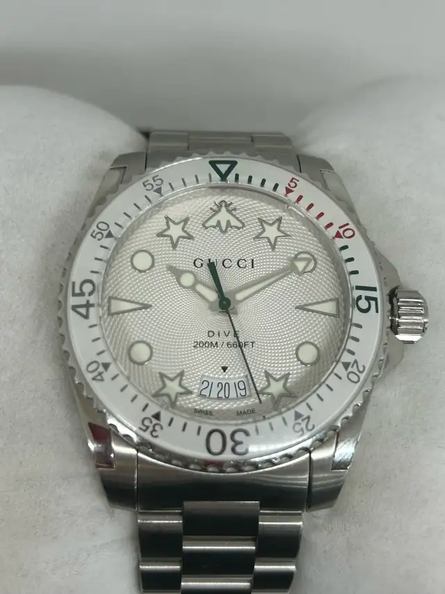 luxury Gucci watch - Photo 3