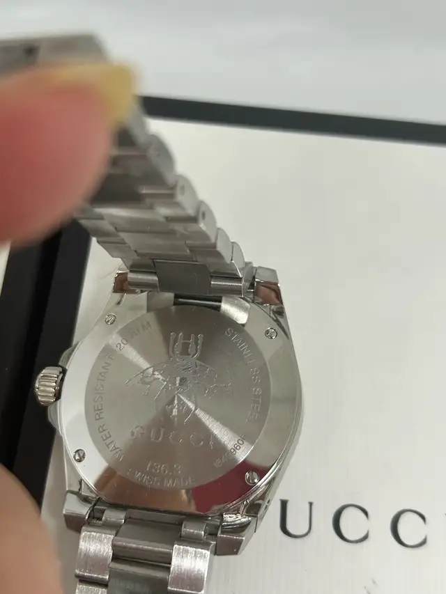 luxury Gucci watch - Photo 6