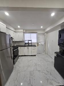 For Rent 3 1/2 apartment - 5 minute walk to Rosemont Metro