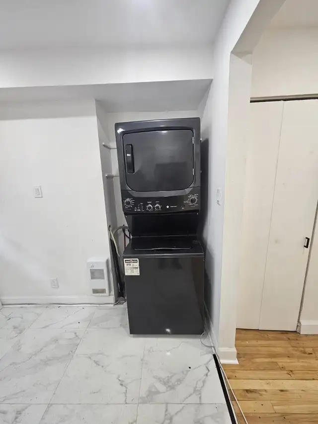 For Rent 3 1/2 apartment - 5 minute walk to Rosemont Metro - Photo 6