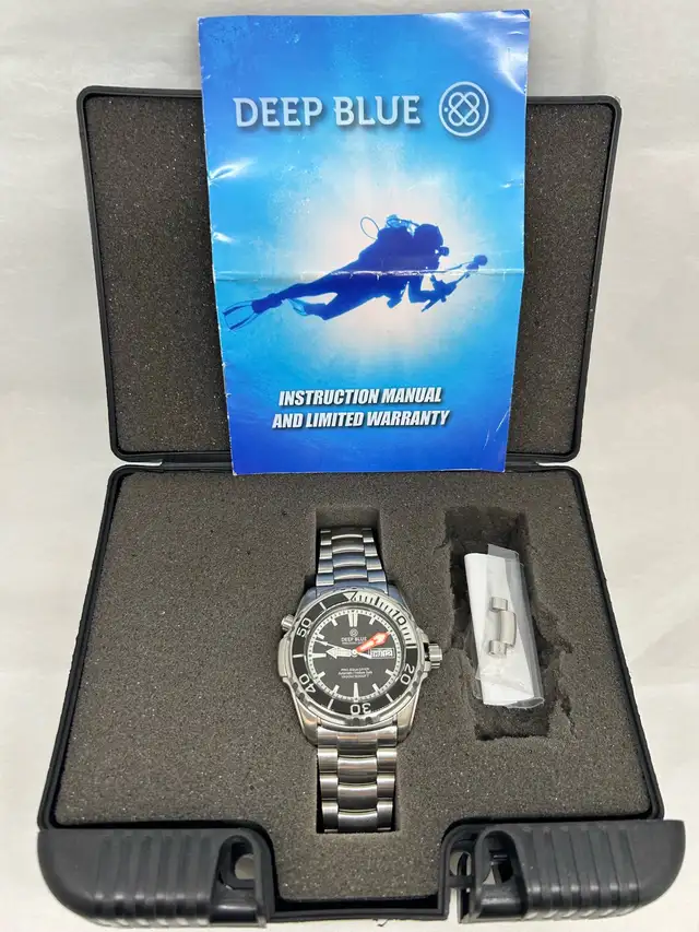 Deep Blue precision diver