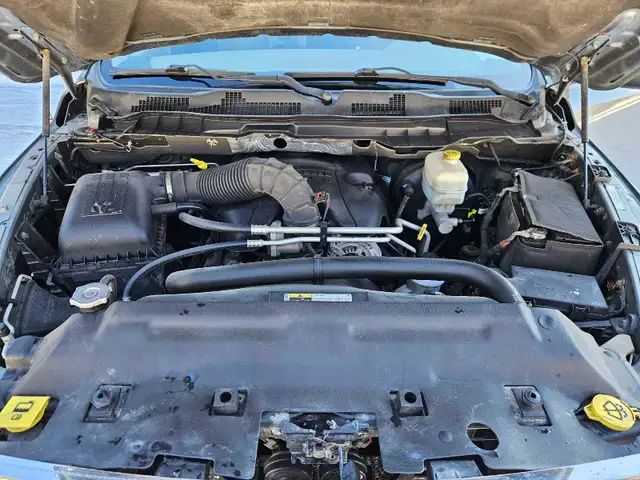 2012 Dodge Ram 2500 SLT 5.7L Hemi 6.4ft box - Photo 10