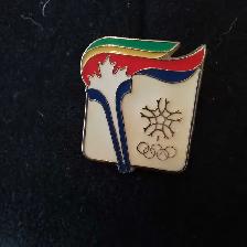 1980 collectible OLYMPIC HOCKEY PIN