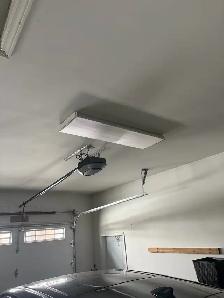 4ft Fluorescent Garage Lights