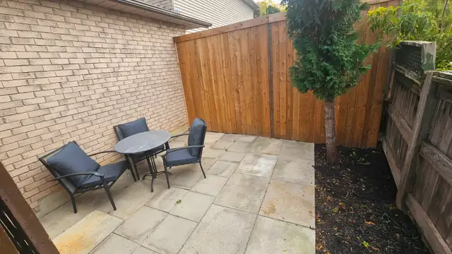 2 Bedroom Apt - Pickering Town Centre - 1950$ Utilities Included - Photo 9