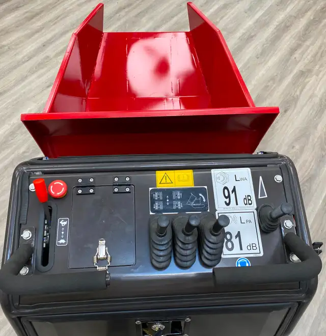 Honda Hydraulic Tip Track Dumper Half Ton Capacity Wheelbarrow - Photo 2