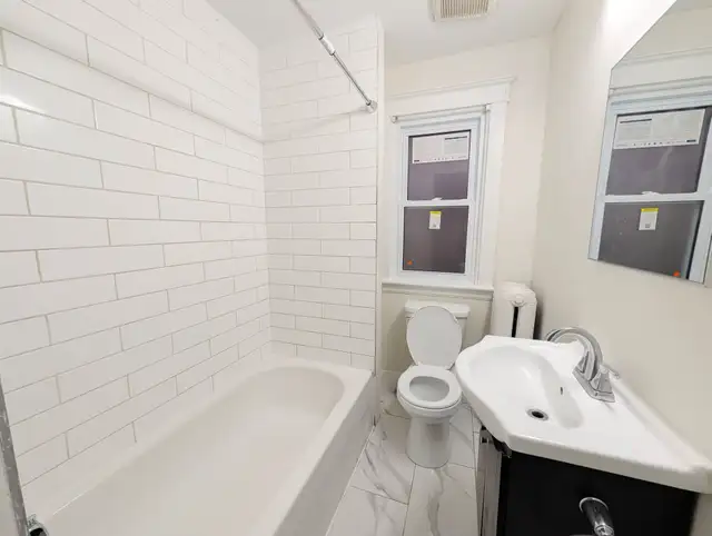 59 Carrick Ave, Hamilton - 3 Bedroom Upper Unit - Photo 7