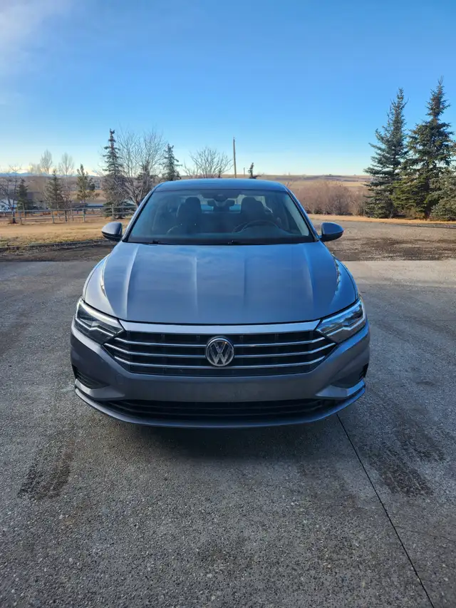2019 Volkswagon Jetta - Photo 2