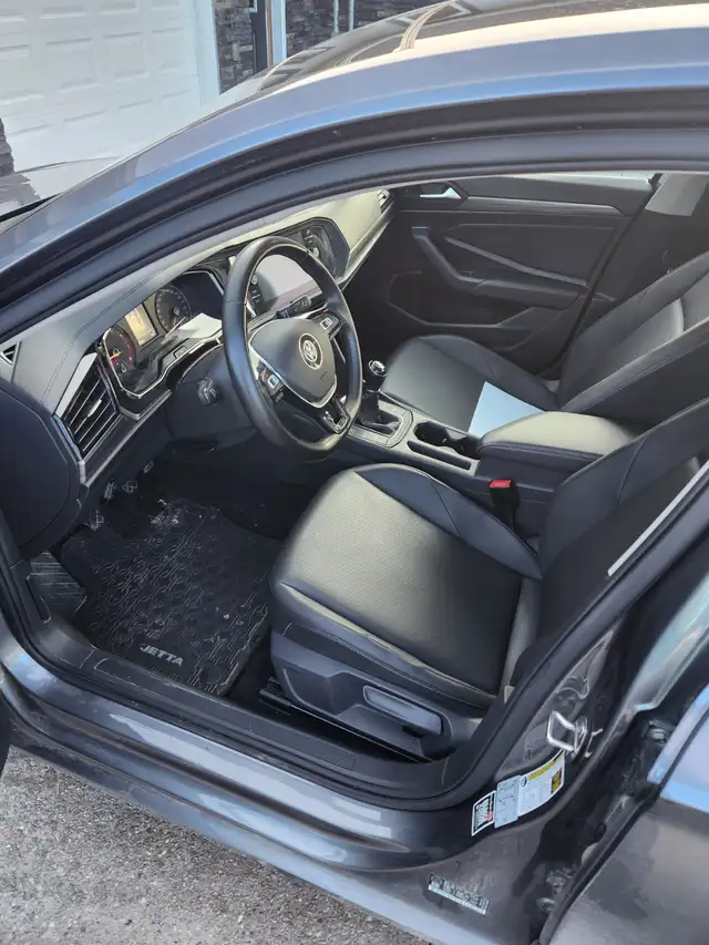 2019 Volkswagon Jetta - Photo 5