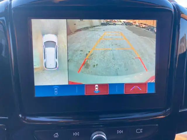 2018 Chevrolet Traverse High Country - Photo 15