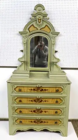 Antiaue & Collectible On-Line Auction - Photo 7