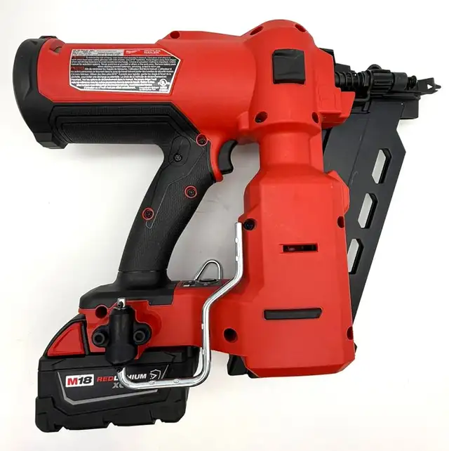Milwaukee (2844-21) M18 FUEL Duplex Nailer kit $499 - Photo 3