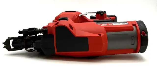 Milwaukee (2844-21) M18 FUEL Duplex Nailer kit $499 - Photo 7