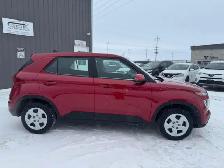 2021 Hyundai Venue Essential - Photo 7