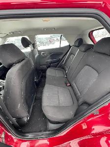 2021 Hyundai Venue Essential - Photo 10