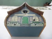 Classic Hand Made Solid Wood Welcome Birds House XCondition! - Photo 5