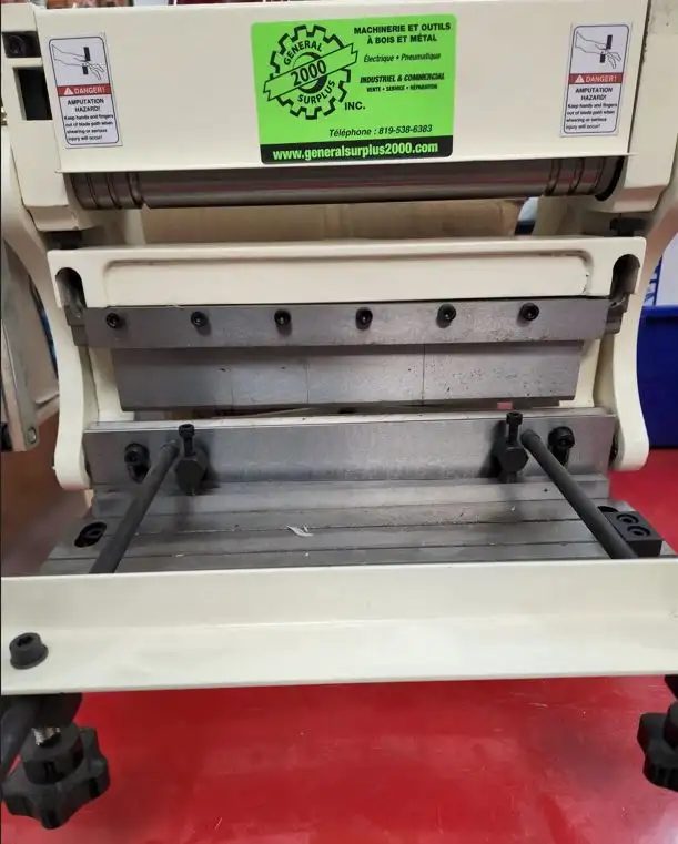 Plieuse / Cisaille / Rouleuse 3-en-1