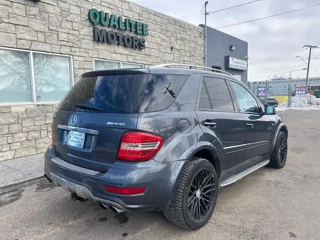 2011 Mercedes-Benz M-Class 4MATIC 4dr ML 63 AMG - Photo 5