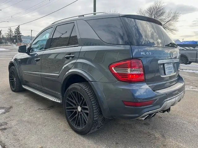 2011 Mercedes-Benz M-Class 4MATIC 4dr ML 63 AMG - Photo 7